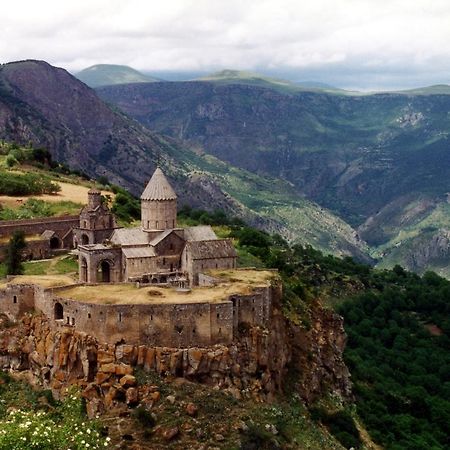 Armine B&B Татев Экстерьер фото